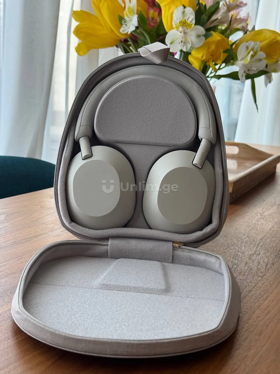 **Sony WH-1000XM5 Wireless Noise Canceling