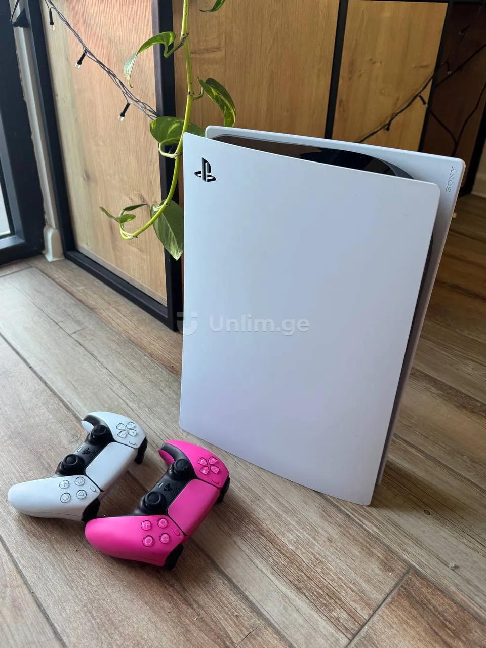 **1. Sony PlayStation PS5 Slim 1TB** + 2