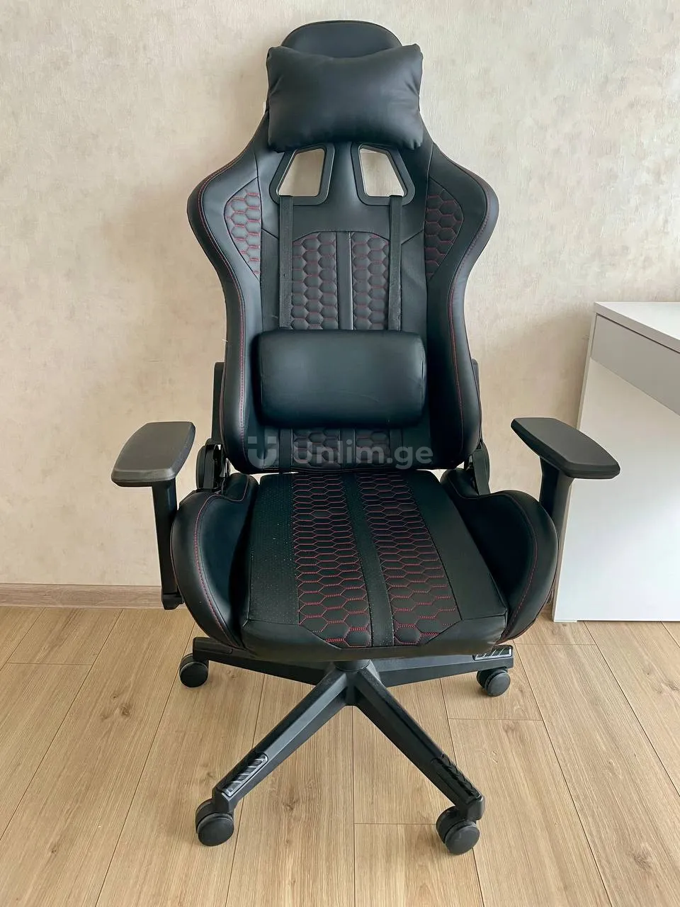 🔥Selling 

Gaming/computer chair
Legend